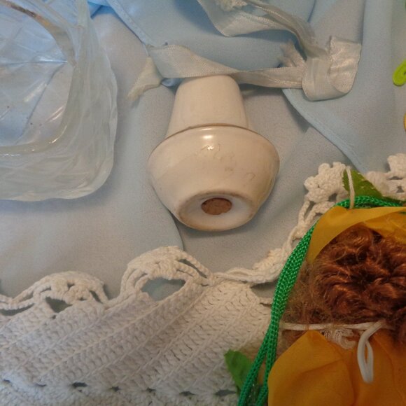 DOLLIE GLASS BASKET WASHINGTON SALT DOILY DODADS ETC LOT - Picture 6 of 15